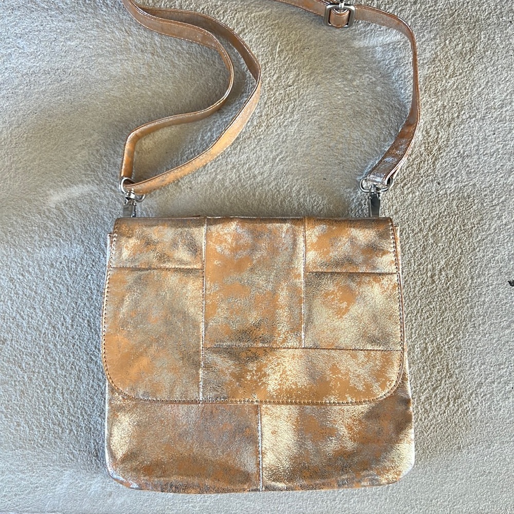 Latico leather tan and silver metallic crossbody